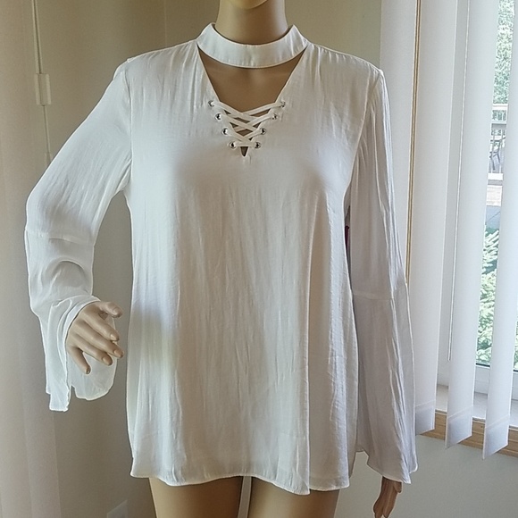 Jennifer Lopez Tops - 🤑BOGO 50% OFF🤑JLO Top